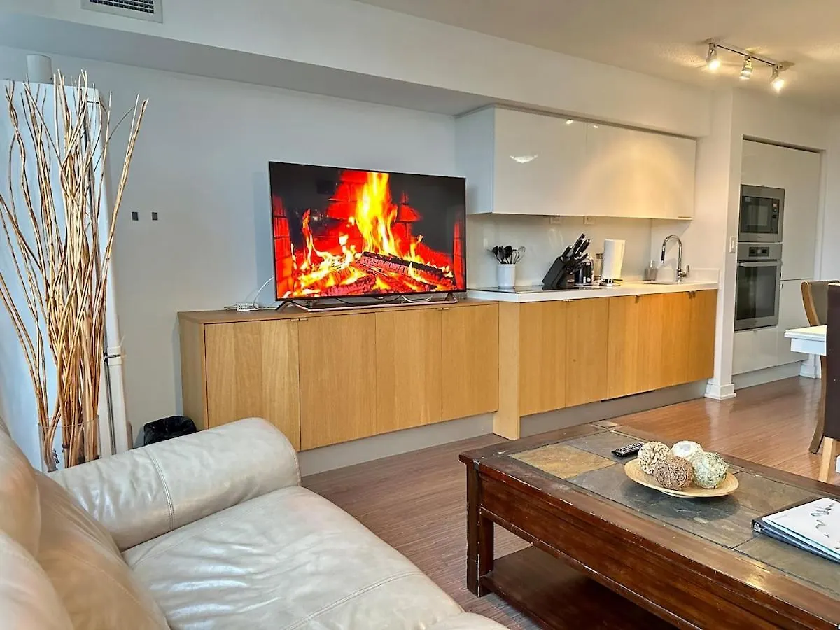 Spacious 2Bdrms & 2Baths With 3 Real Beds Toronto 0*,  Canadá
