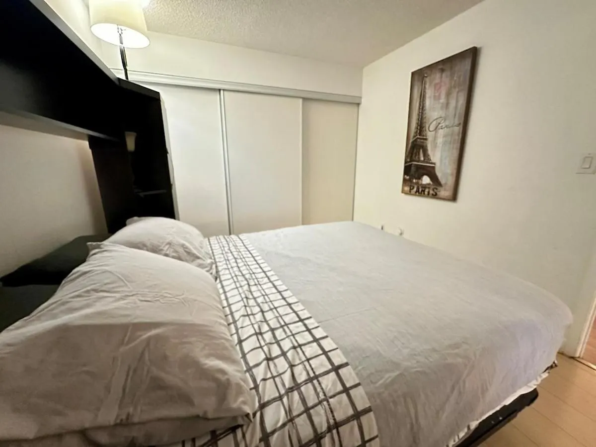 Spacious 2Bdrms & 2Baths With 3 Real Beds Toronto Apartamento