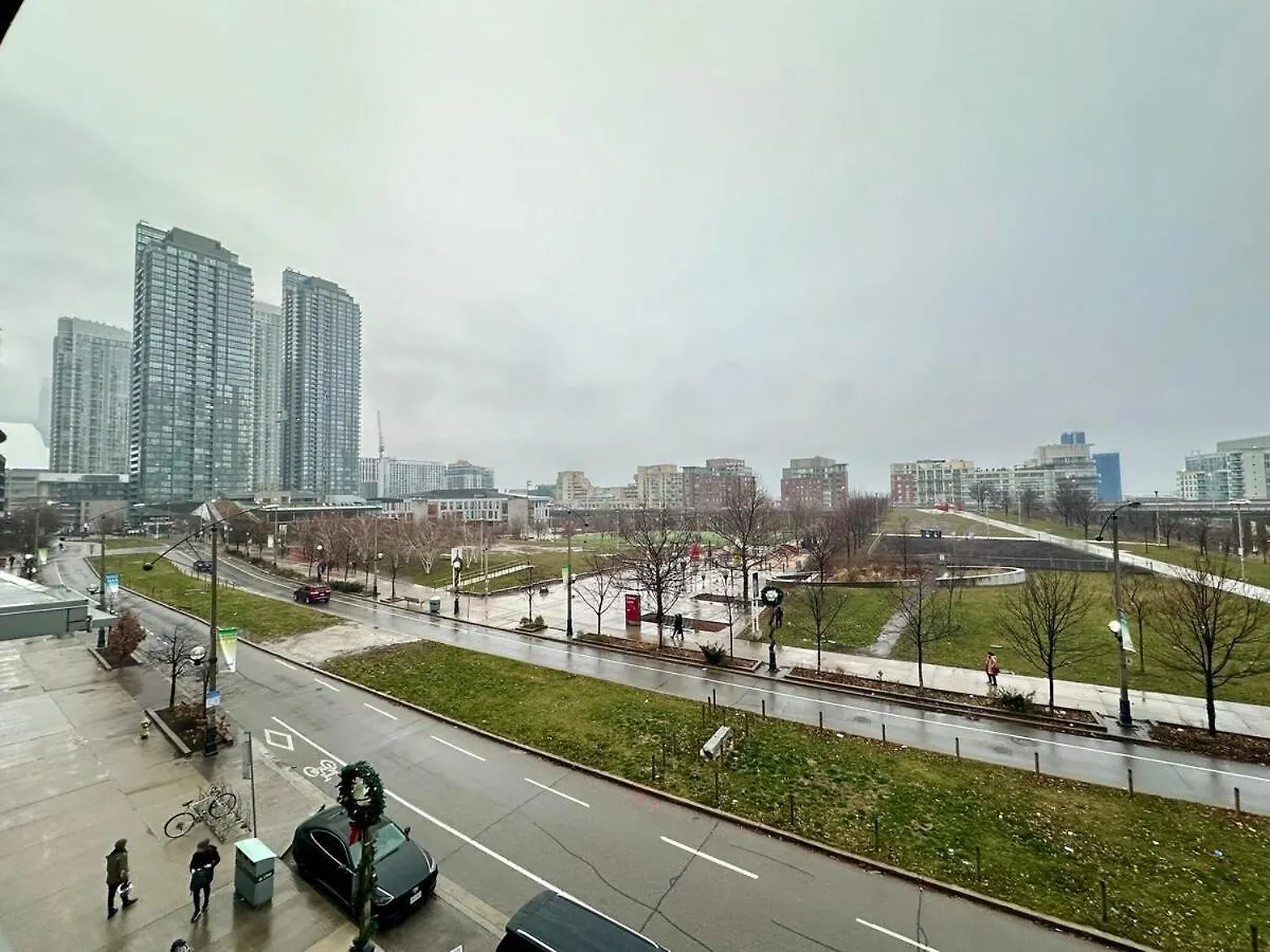 Apartamento Spacious 2Bdrms & 2Baths With 3 Real Beds Toronto Canadá