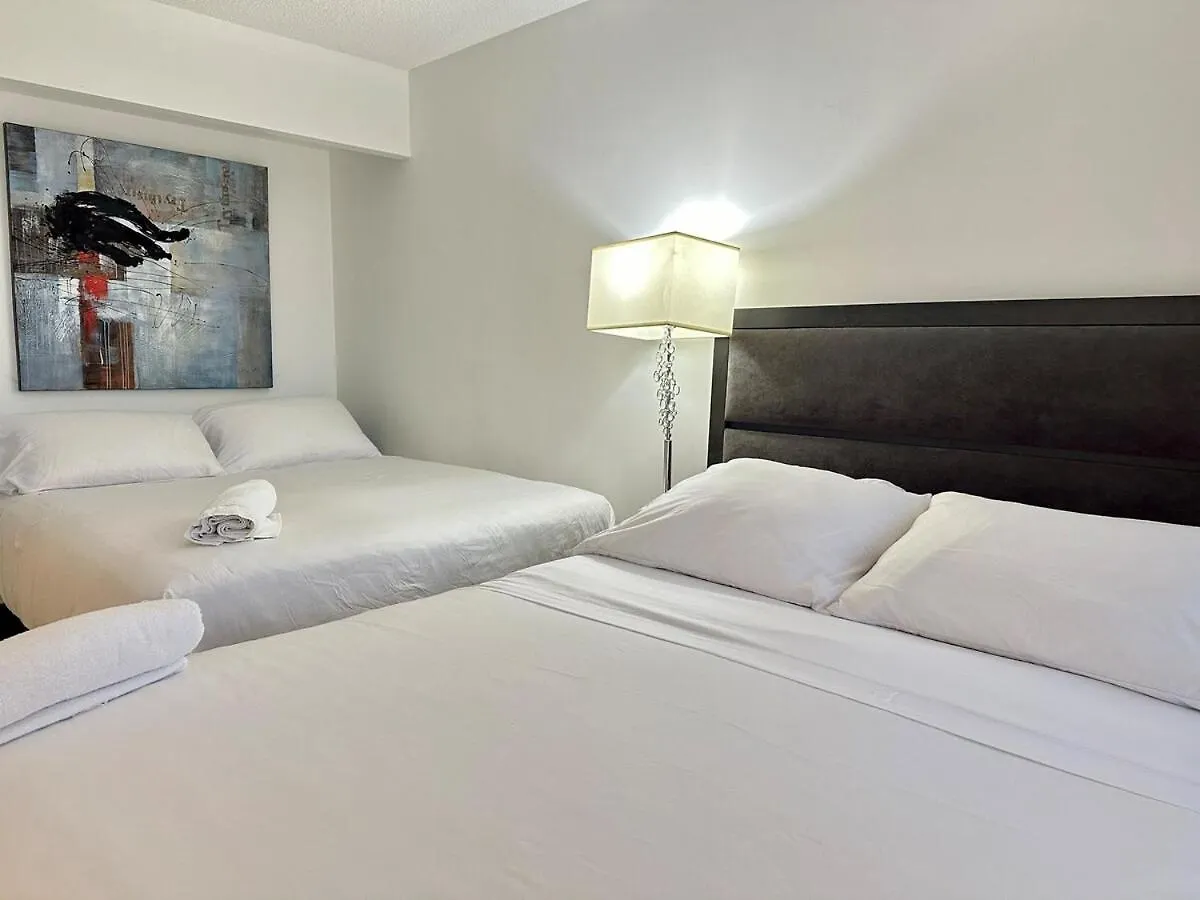 Spacious 2Bdrms & 2Baths With 3 Real Beds Toronto 0*,  Canada